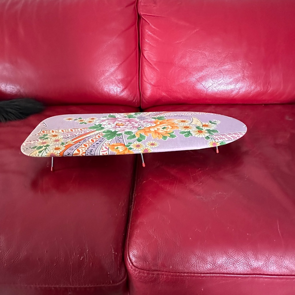 Vintage Floral Wood Serving Tray with Foldable Legs - Pink Floral